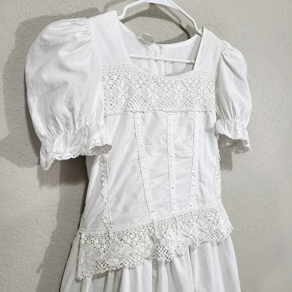Paulina Dress Womens Size 8 / 10 White FLAWS READ Cottage, Shoujo Prairie - Picture 13 of 16